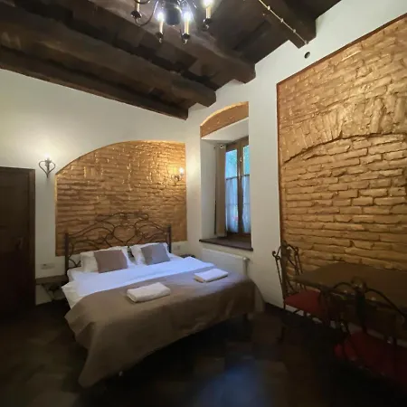 Διαμέρισμα в центрі на вулиці лесі українка 19