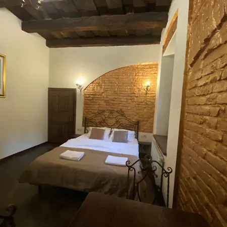 в центрі на вулиці лесі українка 19 לבוב