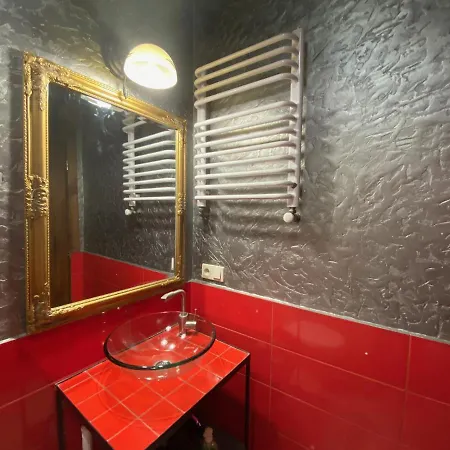 Apartment в центрі на вулиці лесі українка 19 *