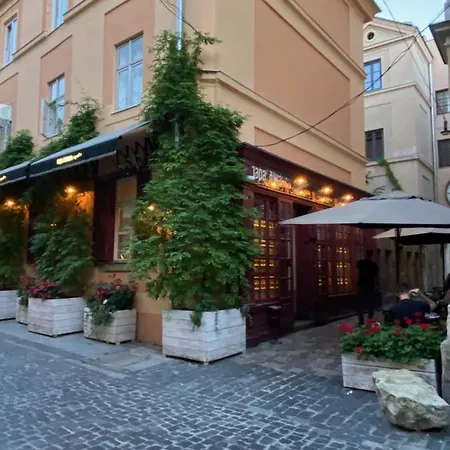 Διαμέρισμα в центрі на вулиці лесі українка 19 Λβιβ