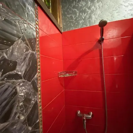 в центрі на вулиці лесі українка 19 Λβιβ