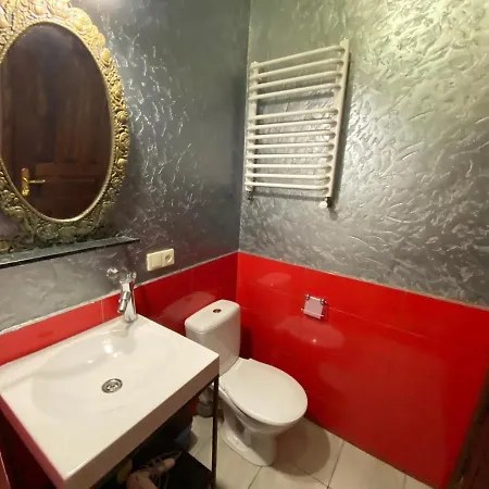 Apartment в центрі на вулиці лесі українка 19