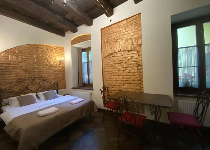 в центрі на вулиці лесі українка 19 Leópolis