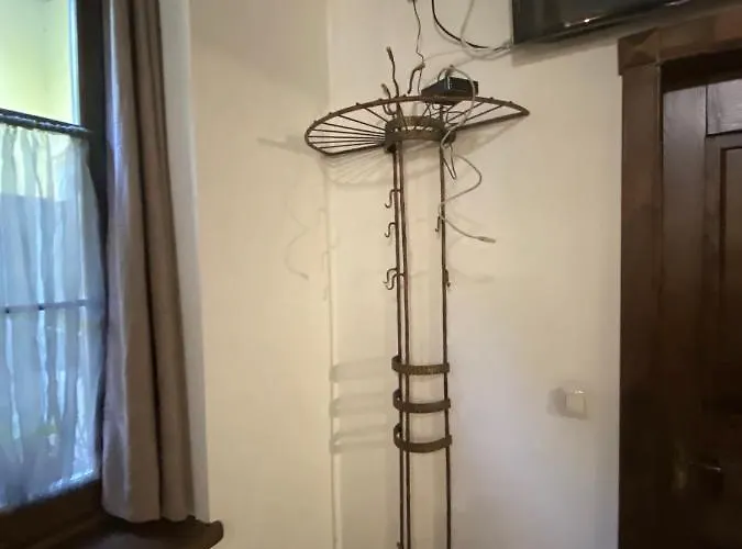 в центрі на вулиці лесі українка 19