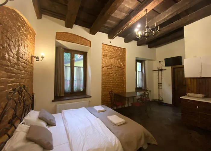 в центрі на вулиці лесі українка 19 לבוב